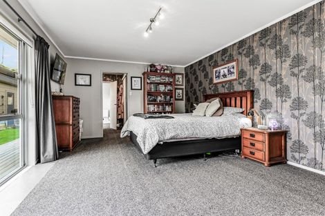 Photo of property in 12 Lansdowne Crescent, Glenview, Hamilton, 3206