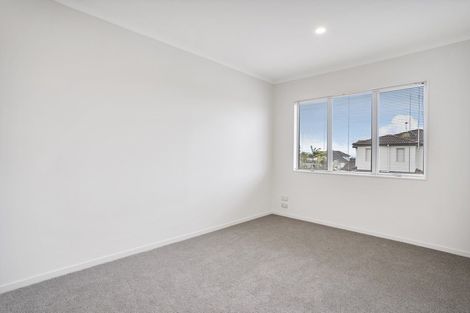 Photo of property in 115 Baverstock Road, Flat Bush, Auckland, 2016