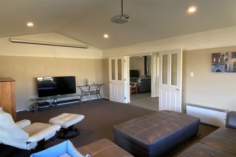 Photo of property in 2 Sunset Drive, Pukekohe, 2120