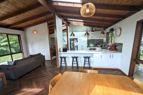 Photo of property in 7 Hillcroft Road, Horokiwi, Wellington, 5016