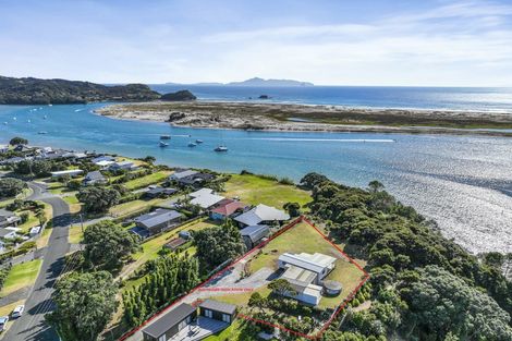 Photo of property in 55 Robert Road, Mangawhai Heads, Mangawhai, 0505