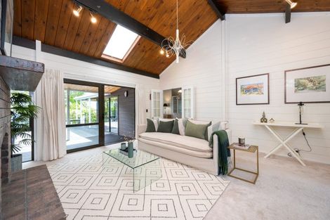 Photo of property in 80 Kopanga Road, Havelock North, 4130