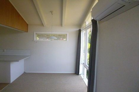 Photo of property in 31 Dowse Drive, Maungaraki, Lower Hutt, 5010