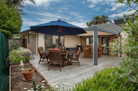 Photo of property in 16 Palm Beach Boulevard, Papamoa Beach, Papamoa, 3118