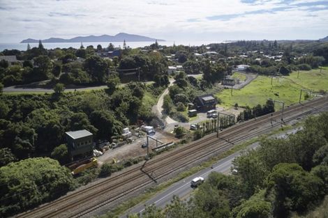 Photo of property in 80 Tilley Road, Paekakariki, 5034