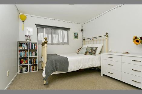 Photo of property in 1/16 Toroa Street, Torbay, Auckland, 0630