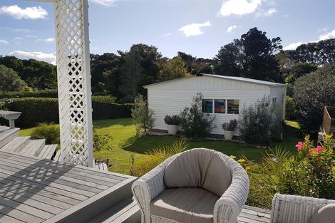Photo of property in 689 Cove Road, Waipu, 0582