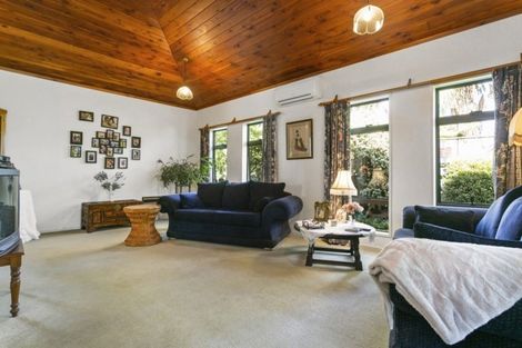 Photo of property in 164a Victoria Street, Cambridge, 3434