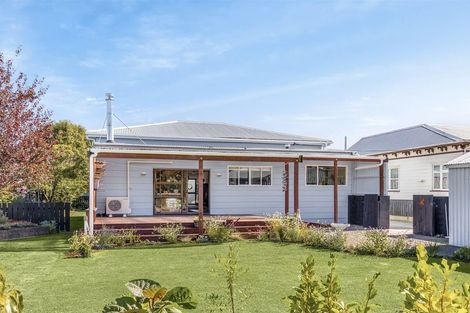 Photo of property in 95 Queen Street, Westport, 7825