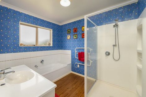 Photo of property in 9 Oak View Place, Newstead, Hamilton, 3287