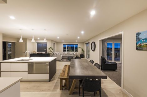 Photo of property in 20 Highland View Drive, Tokomaru, Palmerston North, 4474