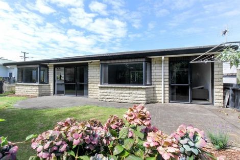 Photo of property in 1a Turakina Street, Merrilands, New Plymouth, 4312