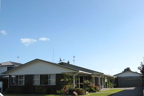 Photo of property in 121 Riverside Drive, Whakatane, 3120