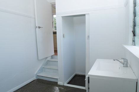 Photo of property in 5 Allen Road, Raumati Beach, Paraparaumu, 5032