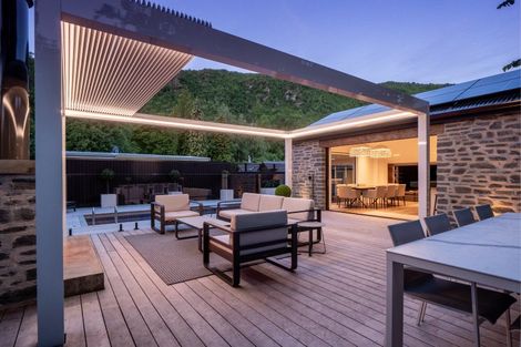 Photo of property in 4 Cardigan Street, Arrowtown, 9302