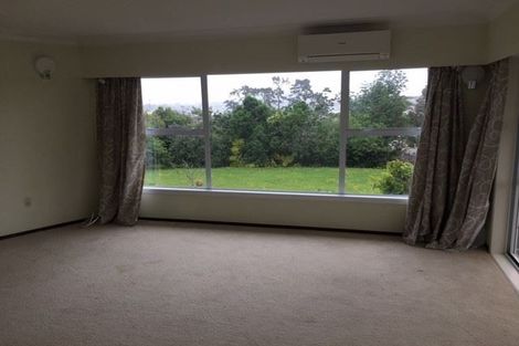 Photo of property in 20 Treeway, Sunnyhills, Auckland, 2010
