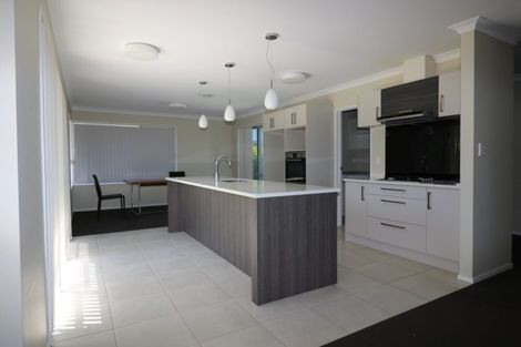 Photo of property in 12 Castleton Way, Flagstaff, Hamilton, 3210