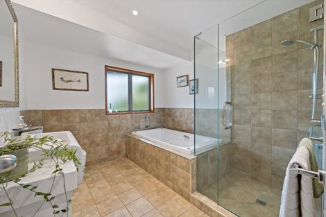 Photo of property in 14 Isherwood Place, Saint Johns, Auckland, 1072