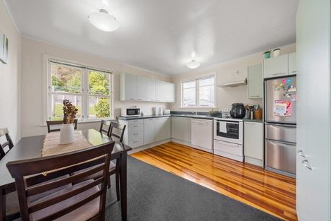 Photo of property in 24 Omapere Street, Waitangirua, Porirua, 5024