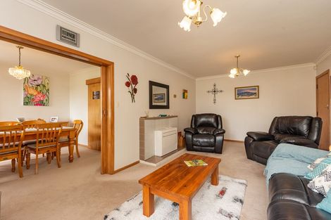 Photo of property in 12 Pembroke Street, Tawa, Wellington, 5028