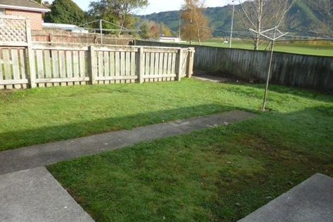 Photo of property in 2/1115 Fergusson Drive, Clouston Park, Upper Hutt, 5018