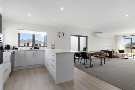 Photo of property in 1/46 North Ridge Drive, Rototuna North, Hamilton, 3281