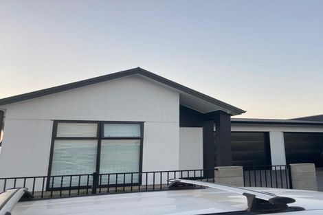 Photo of property in 32 Union Drive, Papamoa, 3118