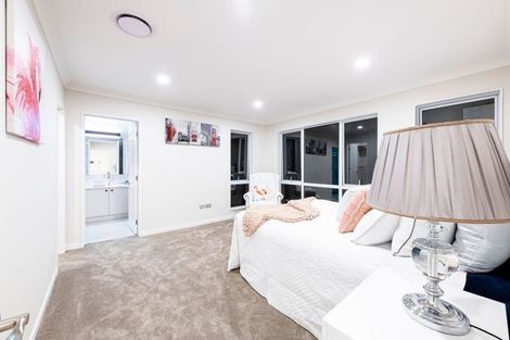 Photo of property in 56 Tir Conaill Avenue, Flat Bush, Auckland, 2019