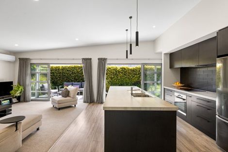 Photo of property in 292a Oceanbeach Road, Mount Maunganui, 3116