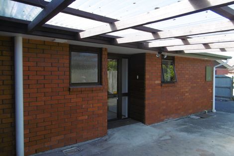 Photo of property in 1/9b Prestons Road, Redwood, Christchurch, 8051