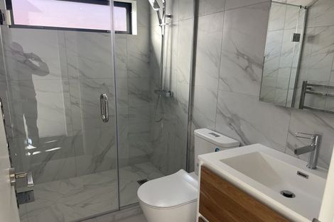 Photo of property in 21 Coast Garden Drive, Hobsonville, Auckland, 0616