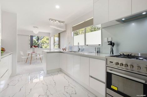 Photo of property in 12 Albemarle Place, Massey, Auckland, 0614