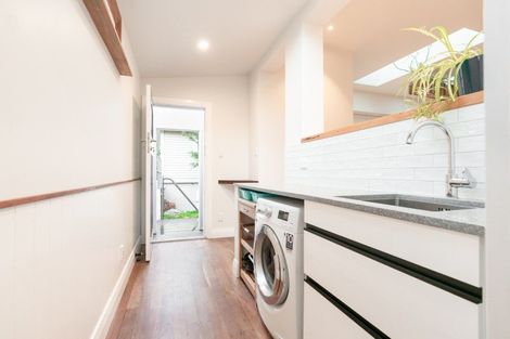 Photo of property in 1/121 Hataitai Road, Hataitai, Wellington, 6021