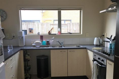 Photo of property in 49 Tiri Tiri Road, Birkdale, Auckland, 0626