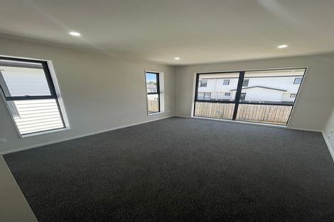 Photo of property in 105 Great South Road, Manurewa, Auckland, 2102