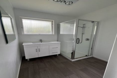 Photo of property in 38 Neal Avenue, Glenfield, Auckland, 0629