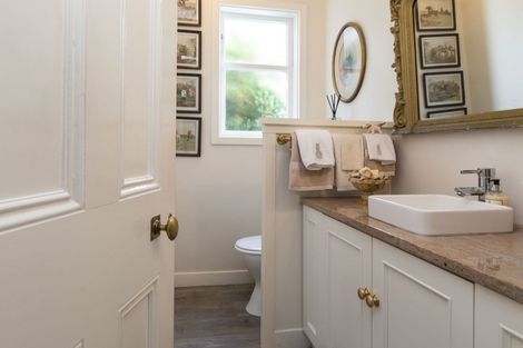 Photo of property in 54 Fendalton Road, Fendalton, Christchurch, 8014