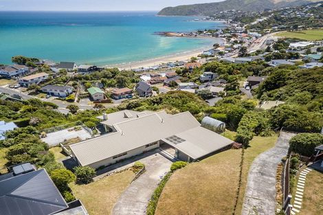 Photo of property in 9 Tregear Place, Camborne, Porirua, 5026