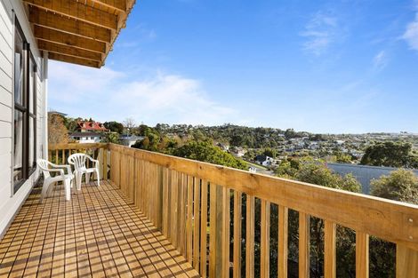 Photo of property in 2/4 Danbury Drive, Torbay, Auckland, 0630