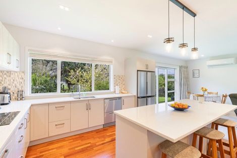 Photo of property in 28 Barry Curtis Place, Levin, 5510