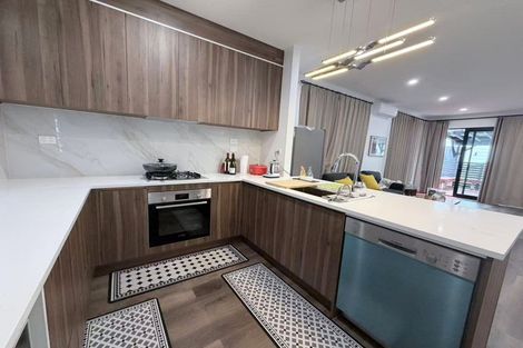 Photo of property in 37 Survila Street, Papakura, 2110