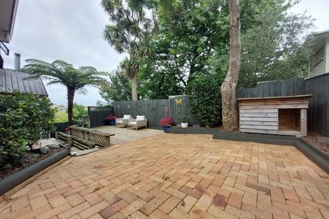 Photo of property in 2/70 Mirrabooka Avenue, Botany Downs, Auckland, 2010