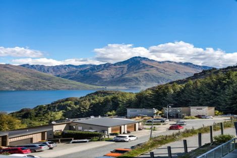 Photo of property in 59 Dart Place, Fernhill, Queenstown, 9300