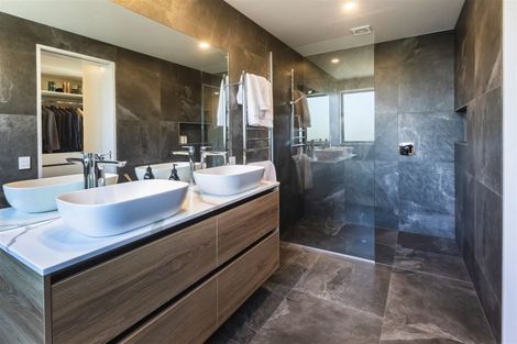 Photo of property in 95 Mays Road, St Albans, Christchurch, 8052