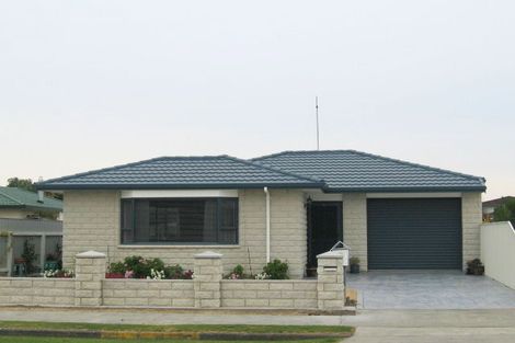 Photo of property in 4 Forward Street, Greenmeadows, Napier, 4112