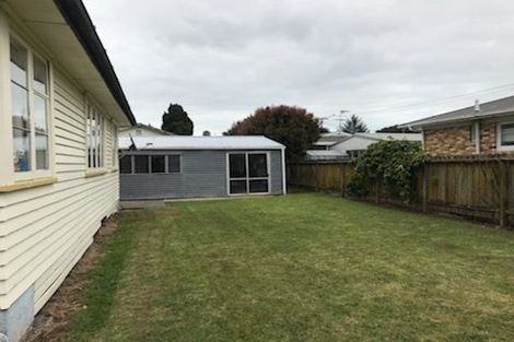 Photo of property in 27 Opaheke Road, Papakura, 2110