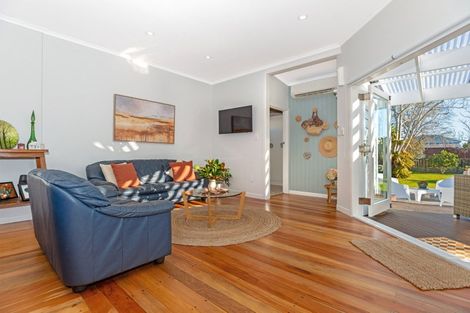 Photo of property in 116 Whitaker Street, Whataupoko, Gisborne, 4010