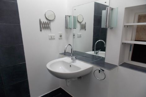 Photo of property in Vicino Apartments, 31/33 Taranaki Street, Te Aro, Wellington, 6011