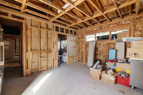 Photo of property in 15 Mortens Lane, Mount Pleasant, Christchurch, 8081