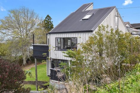 Photo of property in 158 Waimumu Road, Massey, Auckland, 0614